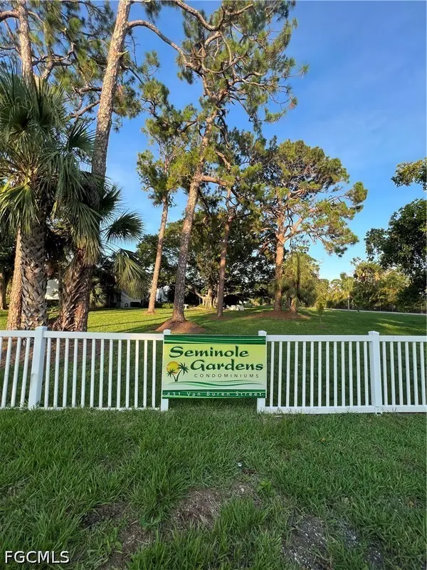 431 Van Buren Street #C7, Fort Myers, FL 33916
