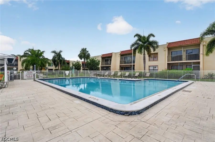 12481 Mcgregor Boulevard #17, Fort Myers, FL 33919 - #2