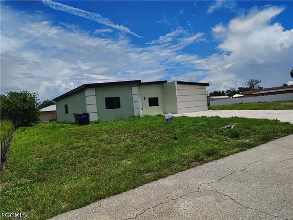 423 Canyon Drive S, Lehigh Acres, FL 33936