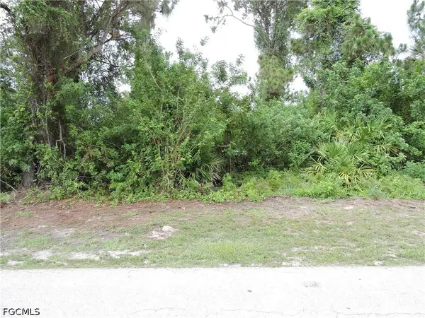 4754 28th Street Sw, Lehigh Acres, FL 33973