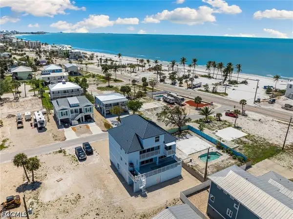 121 Hibiscus Drive, Fort Myers Beach, FL 33931