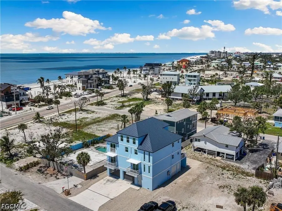 121 Hibiscus Drive, Fort Myers Beach, FL 33931 - #2
