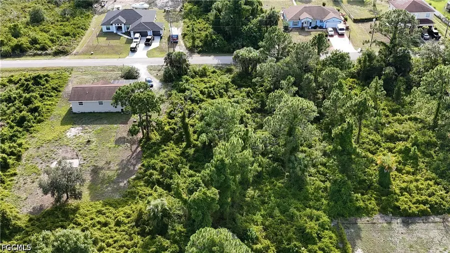 1106 Dixie Avenue, Lehigh Acres, FL 33972 - #2