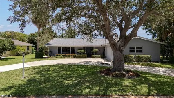 1347 Oaklawn Court, Fort Myers, FL 33919