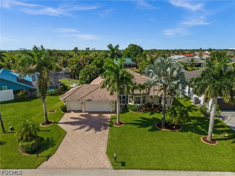 2106 SE 20th Lane, Cape Coral, FL 33990 - #2