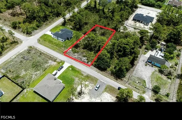 820 Acacia Avenue, Lehigh Acres, FL 33972