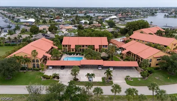 5510 SW 4th Place #305, Cape Coral, FL 33914