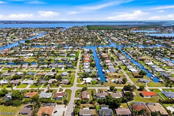 4822 SW 1st Court, Cape Coral, FL 33914