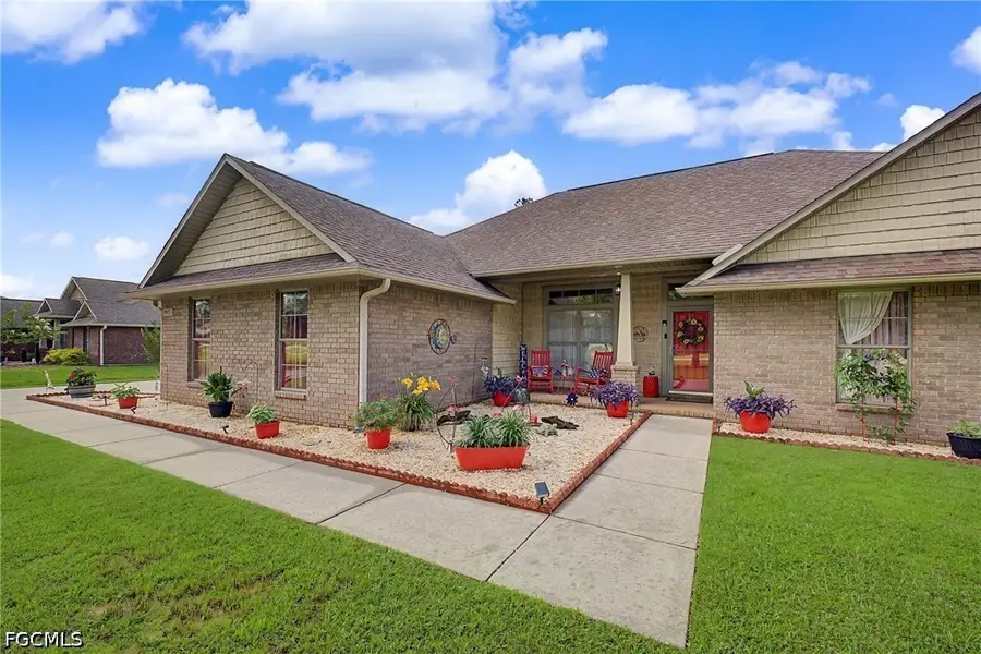 9915 Nichols Lake Road, Milton, FL 32583 - #2