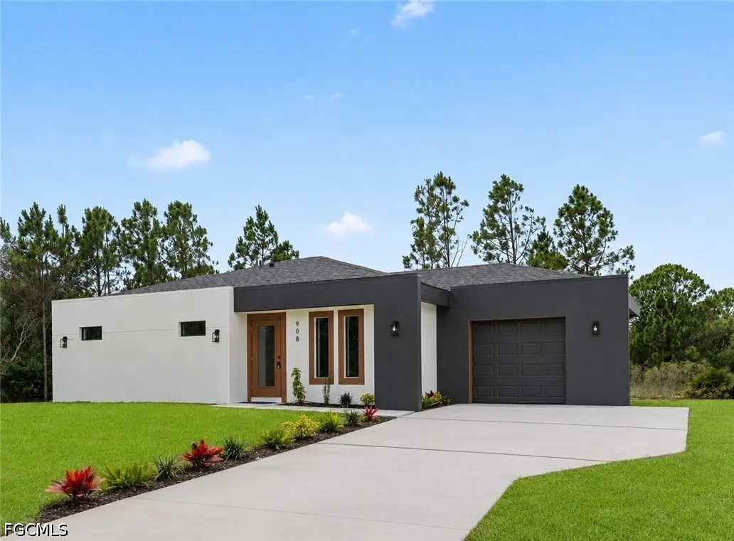 908 Capetown Avenue, Lehigh Acres, FL 33974 - #1
