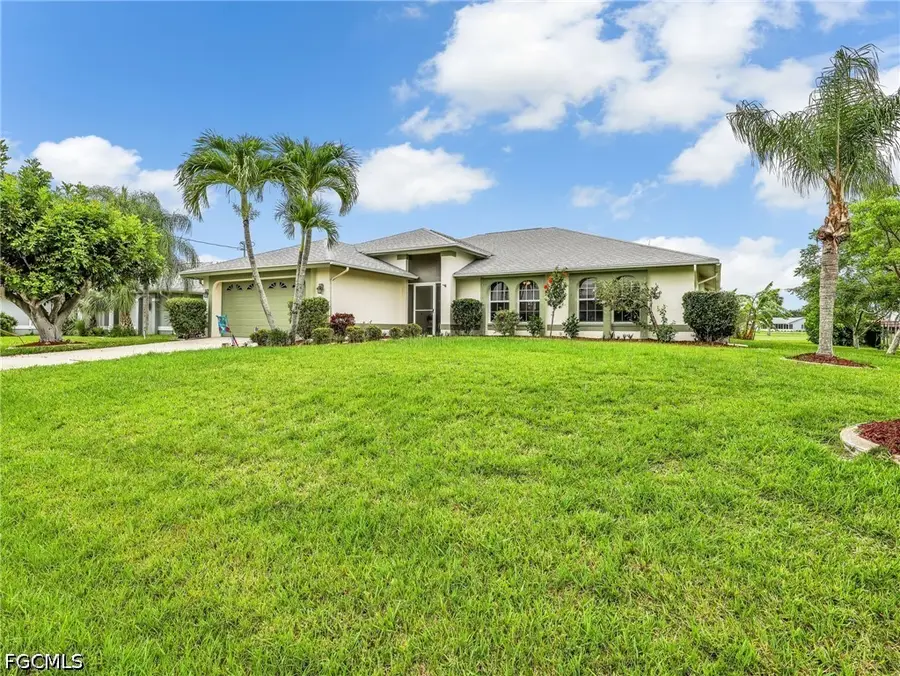 221 SE 10th Terrace, Cape Coral, FL 33990 - #3