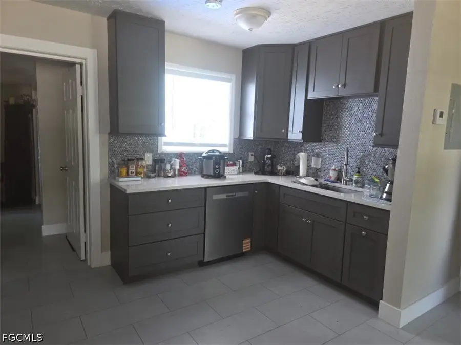 1665 Moreno Avenue, Fort Myers, FL 33901 - #3