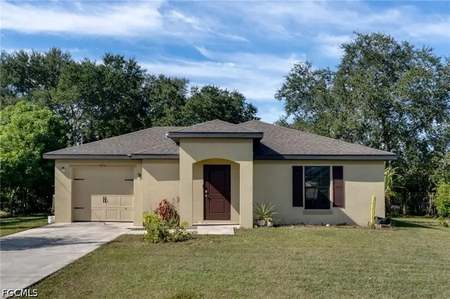 824 Umber Drive, Fort Myers, FL 33913 - #2