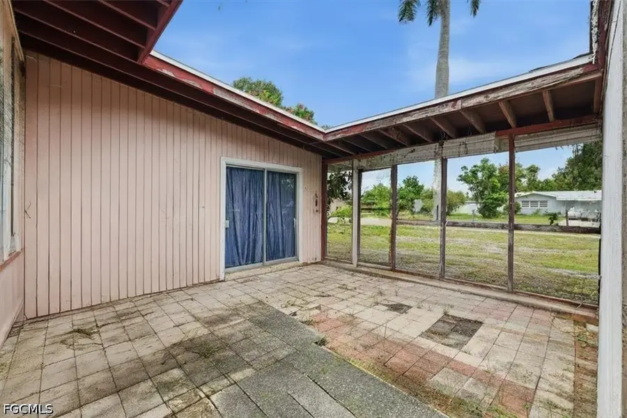 2124 Sunrise Boulevard, Fort Myers, FL 33907 - #2