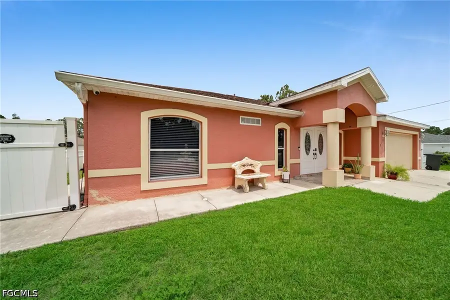 539 Summit Avenue S, Lehigh Acres, FL 33974 - #2