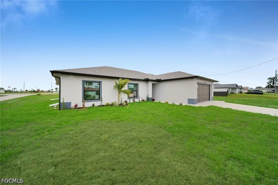 3721 NE 11th Place, Cape Coral, FL 33909 - #3