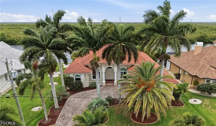 4814 SW 29th Avenue, Cape Coral, FL 33914 - #2