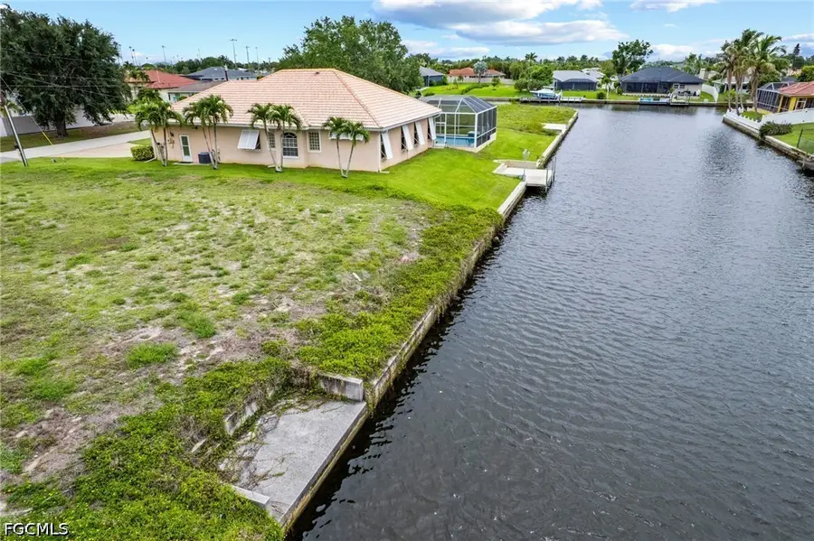 520 SW 43rd Terrace, Cape Coral, FL 33914 - #2