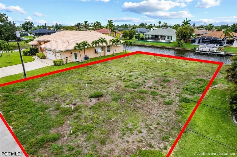 520 SW 43rd Terrace, Cape Coral, FL 33914 - #3