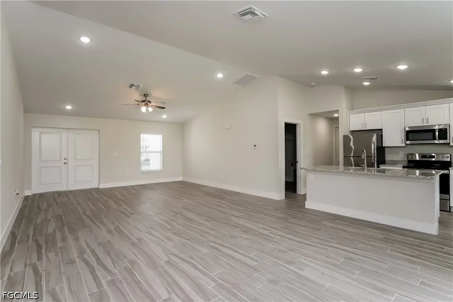 688 Manhattan Street E, Lehigh Acres, FL 33974 - #2