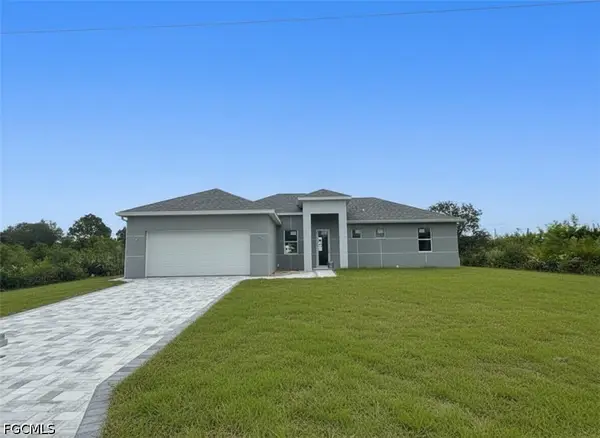 3120 72nd Street W, Lehigh Acres, FL 33971