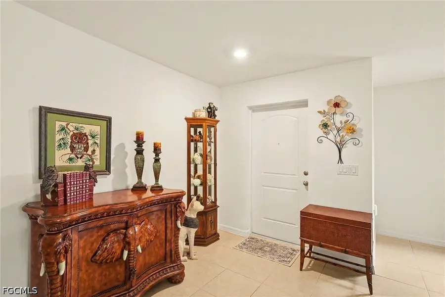 816 La Salle Avenue, Fort Myers, FL 33913 - #2