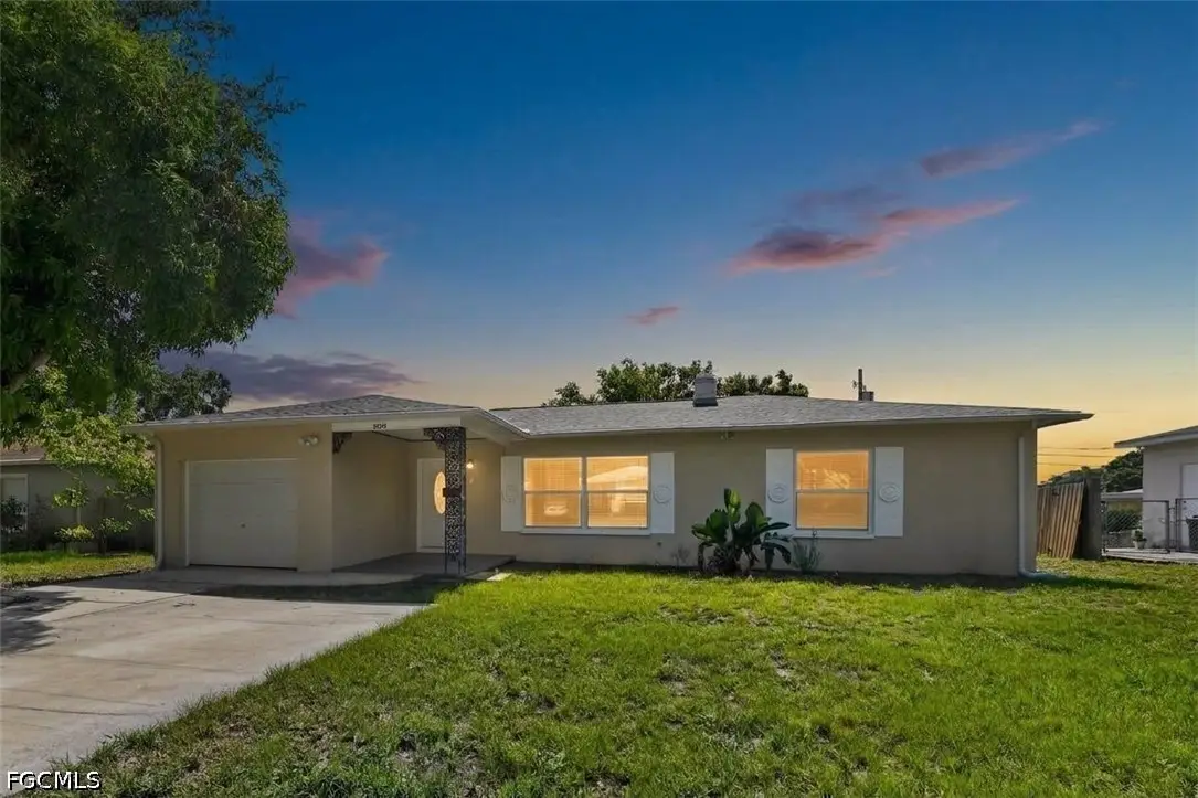 5235 Robin Lane N, Saint Petersburg, FL 33714 - #1