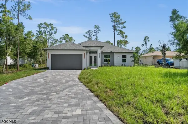 3433 66th Avenue Ne, Naples, FL 34120