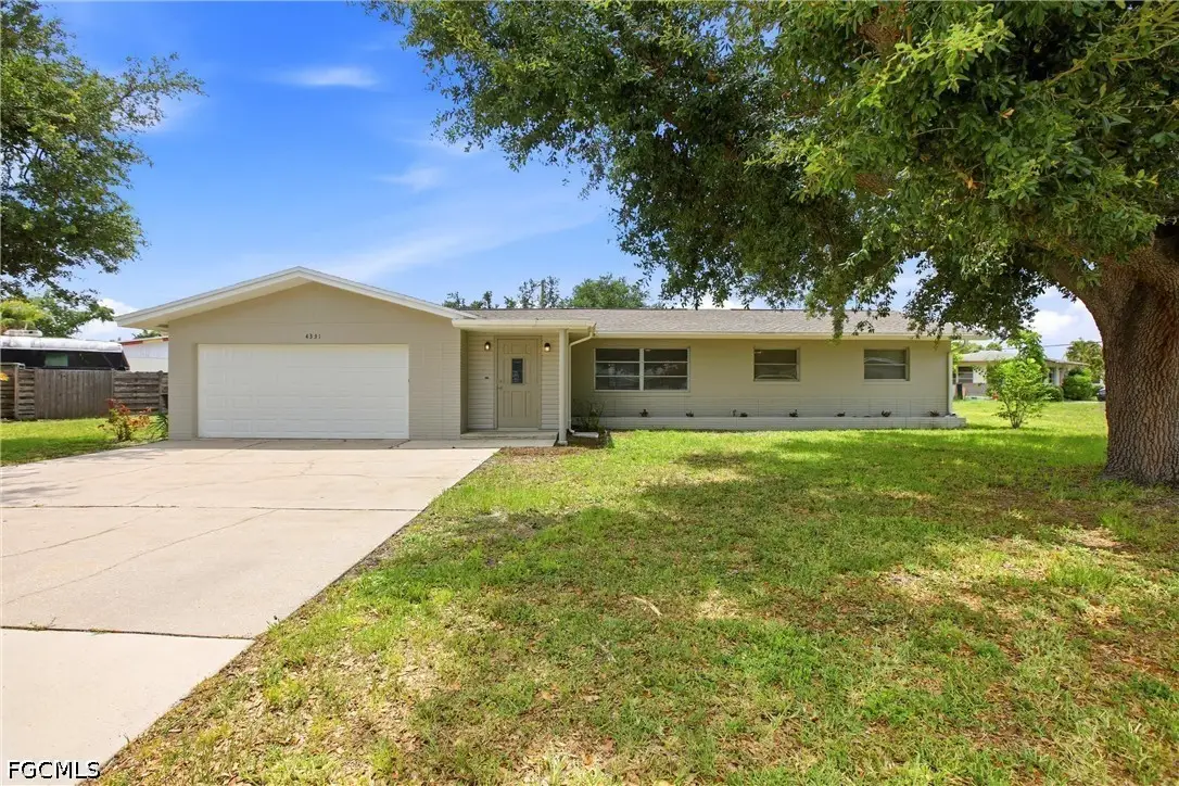 4331 Tufts Avenue, Fort Myers, FL 33901 - #1