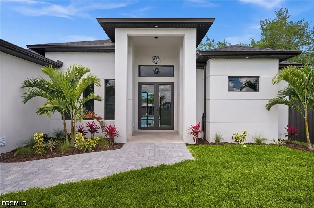 1102 SW 42 Street, Cape Coral, FL 33914 - #1