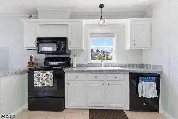 5558 Palm Beach Boulevard #105, Fort Myers, FL 33905