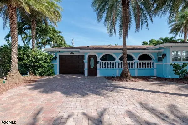 1013 SE 44th Street, Cape Coral, FL 33904