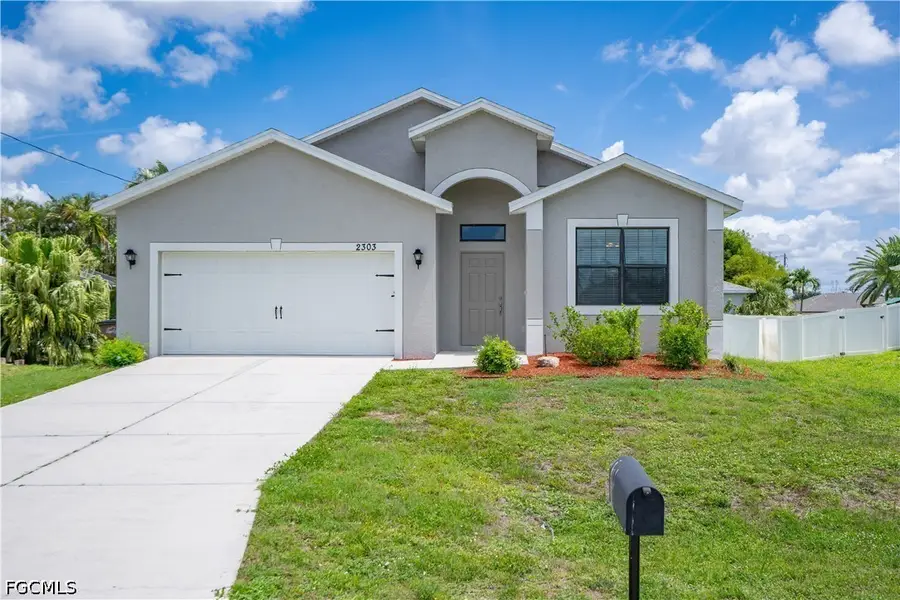 2303 SW 21st Terrace, Cape Coral, FL 33991 - #2