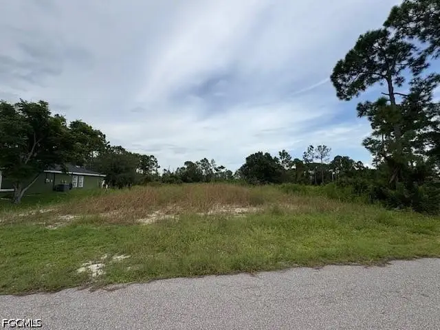 1055 Manta Avenue S, Lehigh Acres, FL 33974 - #2