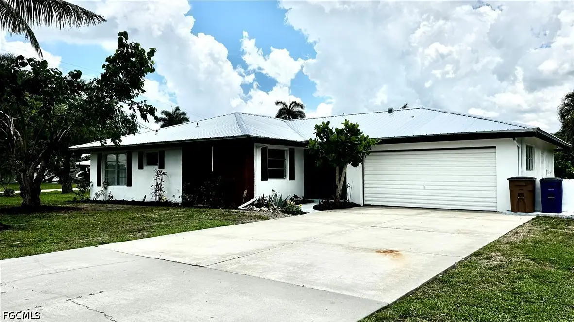 303 Georgia Avenue, Fort Myers, FL 33905 - #1