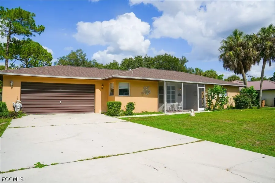 114 Greenwood Avenue, Lehigh Acres, FL 33936 - #2