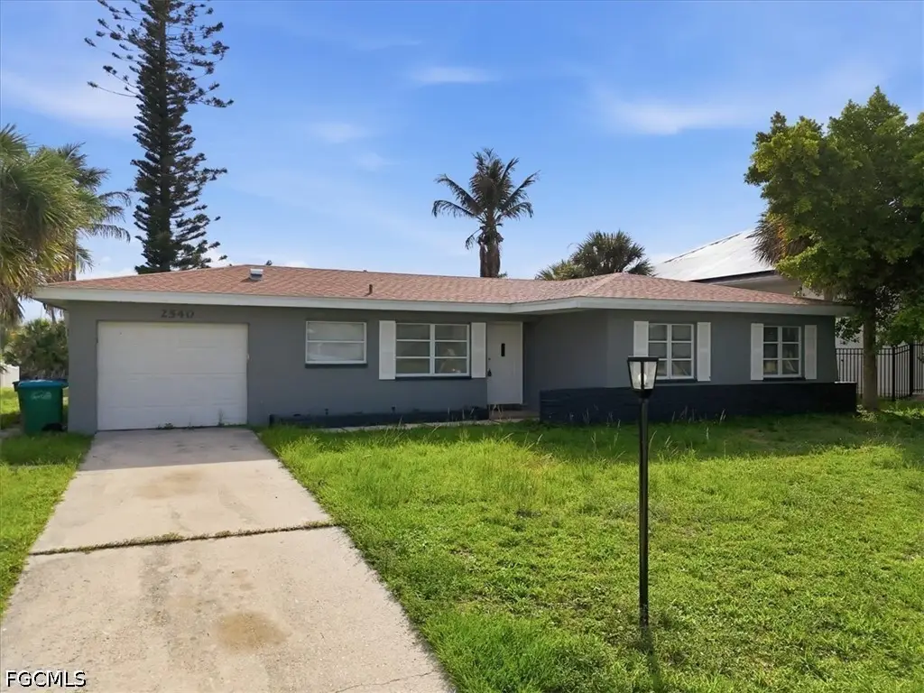 2540 SE 25th Avenue, Cape Coral, FL 33904 - #1