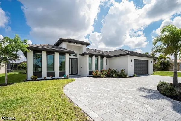 231 Gleason Parkway, Cape Coral, FL 33914