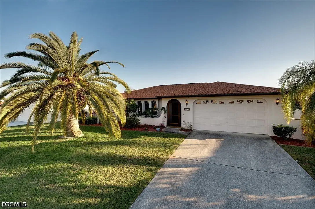 532 SE 33rd Street, Cape Coral, FL 33904 - #1