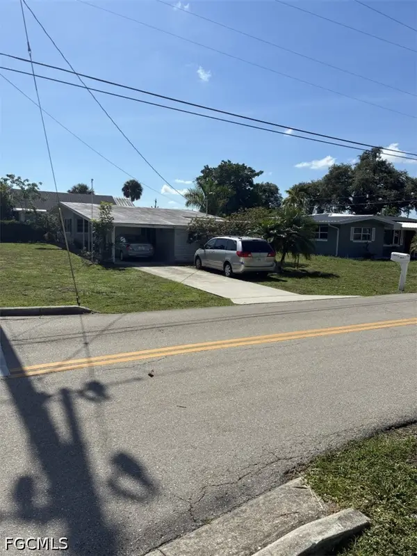3647 Kelly Street, Fort Myers, FL 33901