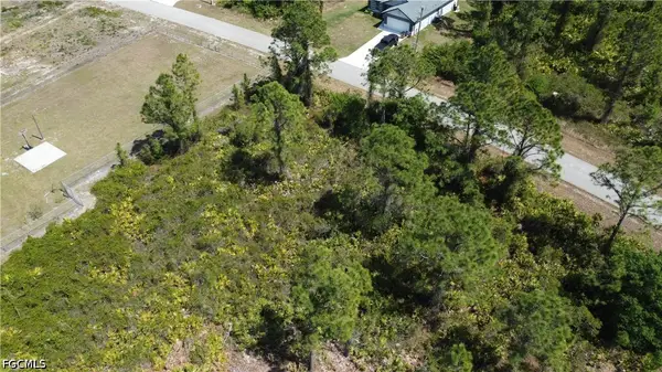 312 Hermosa Avenue, Lehigh Acres, FL 33974