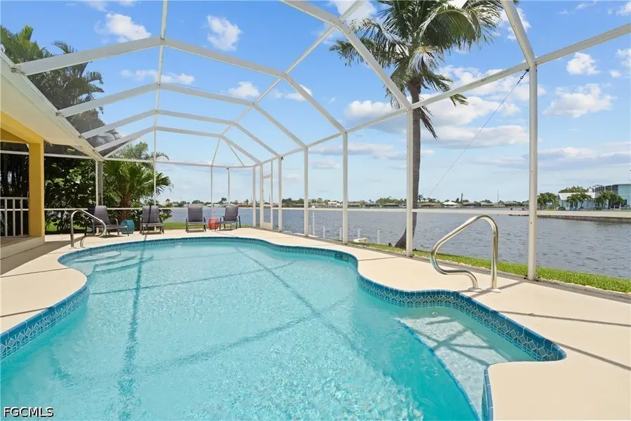 102 SW 9th Street, Cape Coral, FL 33991 - #2