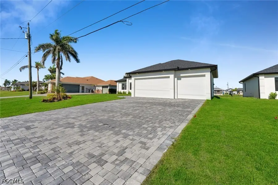 2712 NW 41st Avenue, Cape Coral, FL 33993 - #2