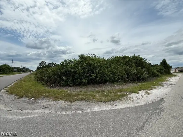 2700 9th Street Sw, Lehigh Acres, FL 33976