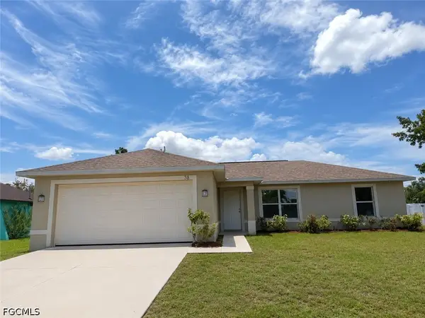 318 SE 46th Lane, Cape Coral, FL 33904