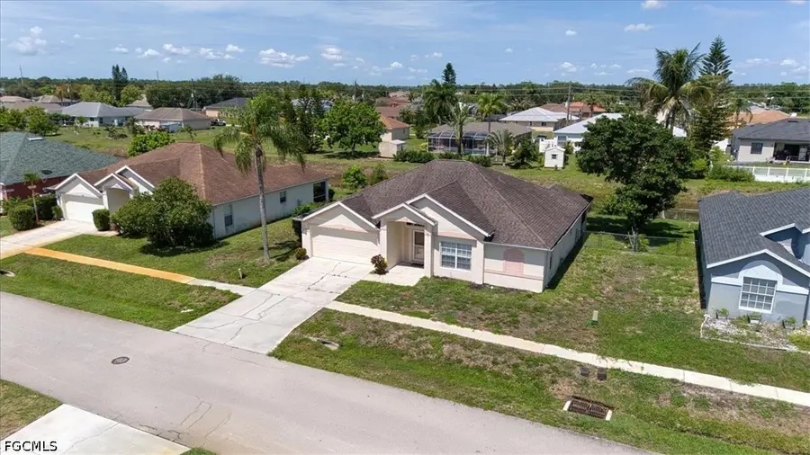 4664 Varsity Circle, Lehigh Acres, FL 33971 - #3