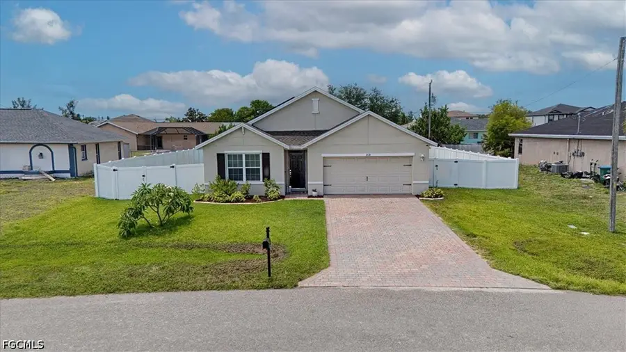 2614 SW 1st Avenue, Cape Coral, FL 33914 - #2