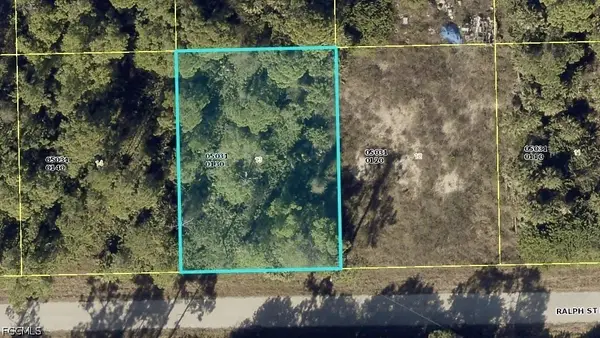 1115 Ralph Street E, Lehigh Acres, FL 33974