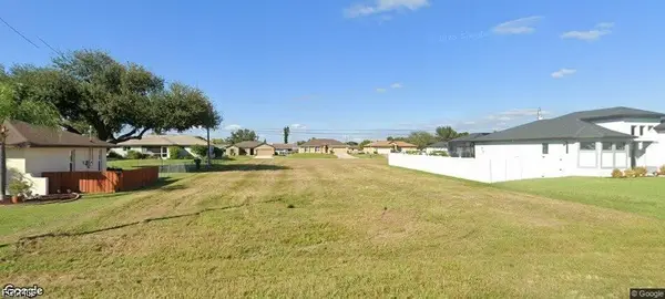 617 SE 1st Terrace, Cape Coral, FL 33990