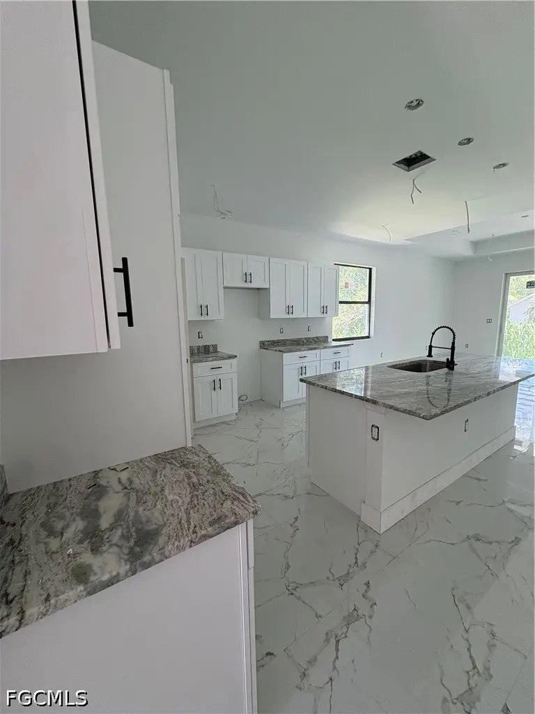 3927 Pearl Street, Fort Myers, FL 33916 - #2